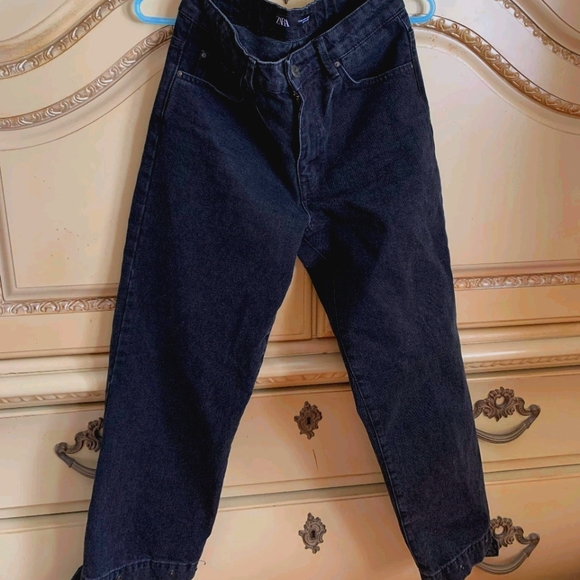 ZARA high waisted jeans with buttoned hem - Picture 2 of 5